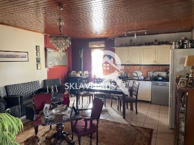 Καλυβέζα, Μαρκόπουλο (Υπόλοιπο Αττικής)