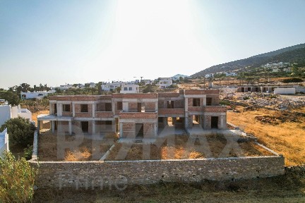 Συγκρότημα διαμερισμάτων, 611τ. μ.