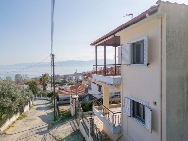 Μονοκατοικία, 74τ. μ.