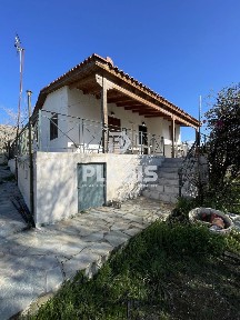 Μονοκατοικία, 63τ. μ.