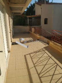 Μονοκατοικία, 250τ. μ.