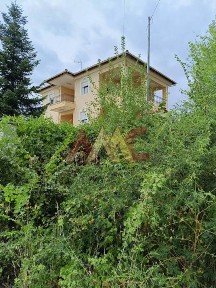 Μονοκατοικία, 180τ. μ.