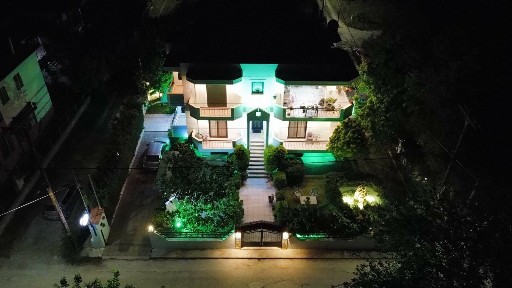 Μονοκατοικία, 357τ. μ.