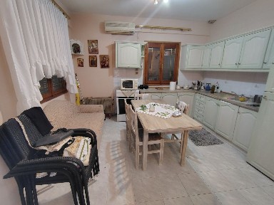 Μονοκατοικία, 70τ. μ.
