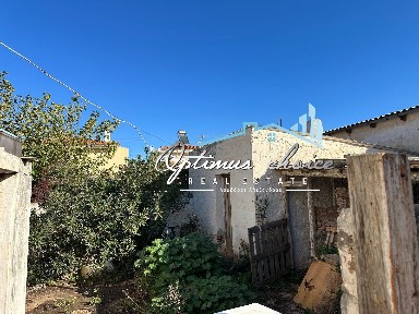 Κέντρο, Καλύβια Θορικού (Υπόλοιπο Αττικής)