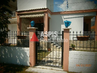Μονοκατοικία, 90τ. μ.