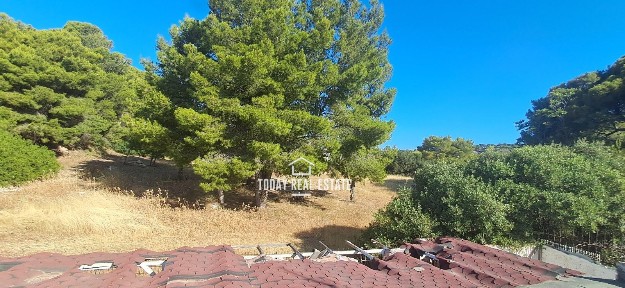 Μονοκατοικία, 75τ. μ.