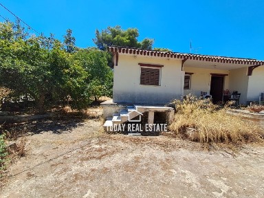 Μονοκατοικία, 60τ. μ.