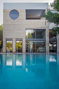 Μονοκατοικία, 345τ. μ.