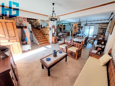Μεζονέτα, 256τ. μ.