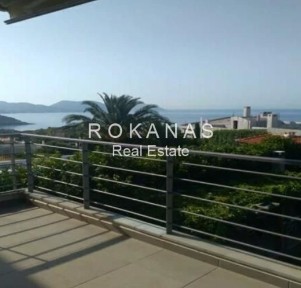 Μονοκατοικία, 290τ. μ.