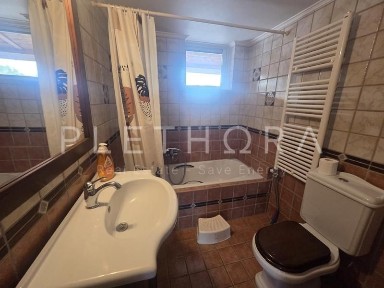 Καλύβια Θορικού (Υπόλοιπο Αττικής), Καλύβια Θορικού, Βαλομάνδρα