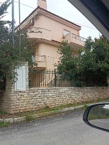 Μονοκατοικία, 131τ. μ.