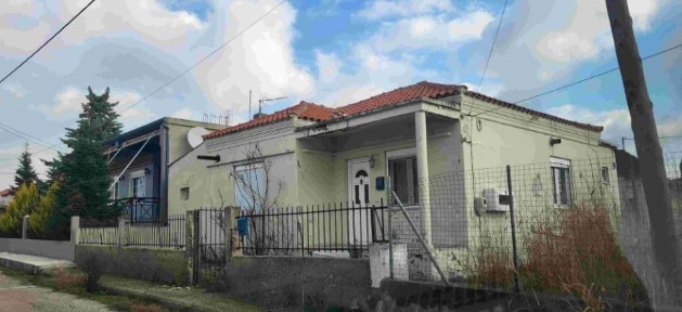 Κτίριο, 243τ. μ.