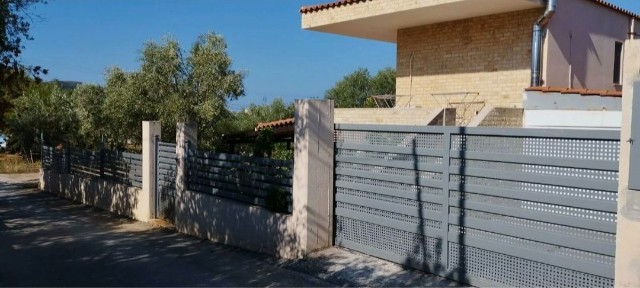 Κέντρο, Παλαιά Φώκαια (Υπόλοιπο Αττικής), Ερωτόκριτου, Καταφύγι 19013