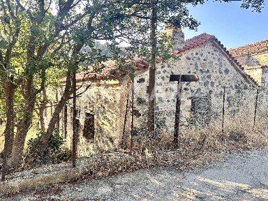 Μονοκατοικία, 100τ. μ.