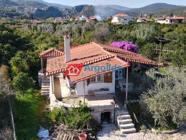 Μονοκατοικία, 51τ. μ.