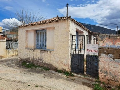 Μονοκατοικία, 52τ. μ.