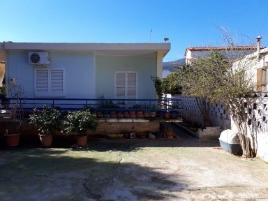 Κέντρο, Νέα Μάκρη (Αθήνα - Ανατολικά Προάστια)