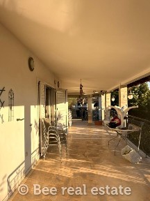 Μονοκατοικία, 235τ. μ.