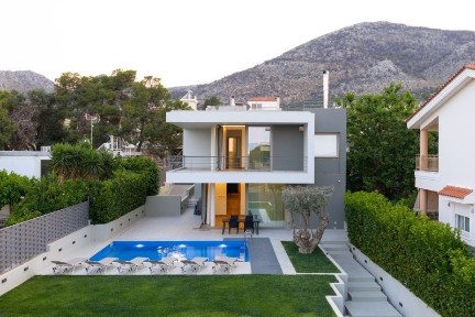 Κέντρο, Νέα Μάκρη (Αθήνα - Ανατολικά Προάστια)
