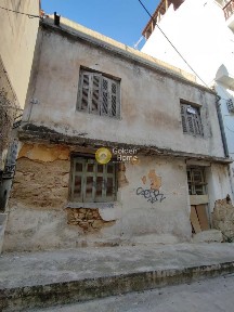 Αγία Σοφία - Μανιάτικα, Ταμπούρια - Αγία Σοφία (Πειραιάς)