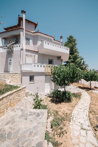 Μονοκατοικία, 240τ. μ.