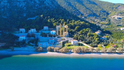 Μονοκατοικία, 235τ. μ.