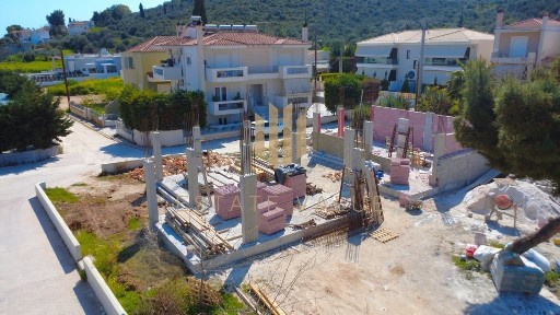 Μονοκατοικία, 160τ. μ.