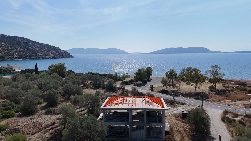 Μονοκατοικία, 147τ. μ.