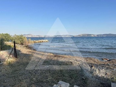 Μονοκατοικία, 200τ. μ.