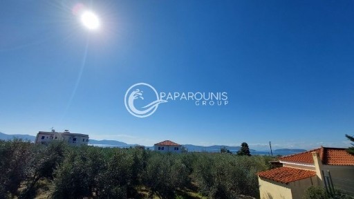 Μονοκατοικία, 180τ. μ.