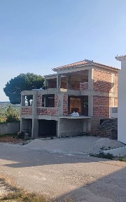 Μονοκατοικία, 320τ. μ.