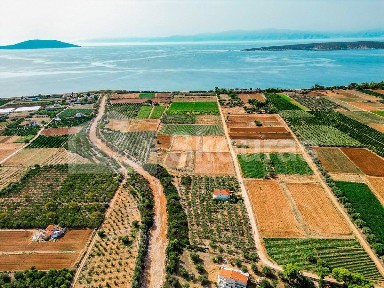 Μονοκατοικία, 200τ. μ.