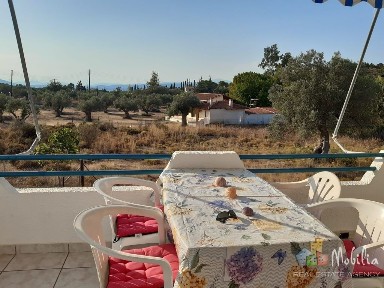 Μονοκατοικία, 81τ. μ.