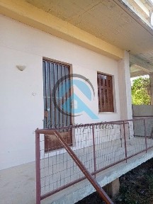 Μονοκατοικία, 50τ. μ.