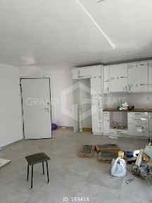 Μεσοβάρδα, Αρτέμιδα (Λούτσα) (Αθήνα - Ανατολικά Προάστια)