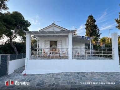 Μονοκατοικία, 70τ. μ.