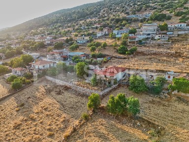 Μονοκατοικία, 83τ. μ.