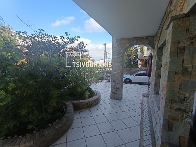 Κέντρο, Γλυκά Νερά (Αθήνα - Ανατολικά Προάστια)