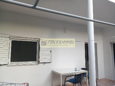 Μονοκατοικία, 58τ. μ.