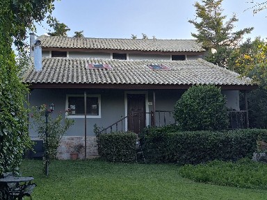 Μονοκατοικία, 410τ. μ.