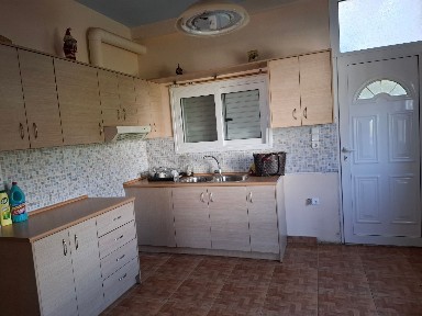 Βορινέζα, Αρτέμιδα (Λούτσα) (Αθήνα - Ανατολικά Προάστια)