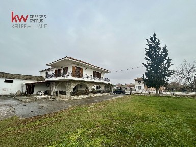 Μονοκατοικία, 239τ. μ.