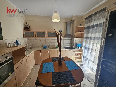 Μονοκατοικία, 210τ. μ.