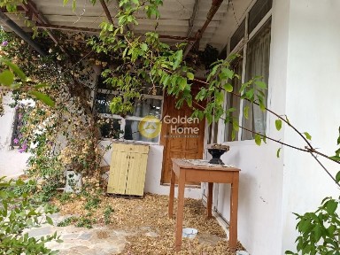 Μονοκατοικία, 62τ. μ.
