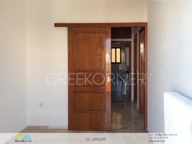 Κτίριο, 200τ. μ.