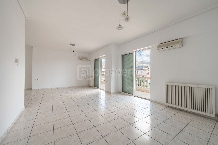 Συγκρότημα διαμερισμάτων, 690τ. μ.
