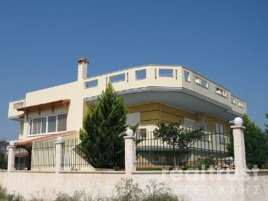 Μονοκατοικία, 300τ. μ.