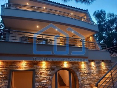 Κέντρο, Νέα Μάκρη (Αθήνα - Ανατολικά Προάστια)